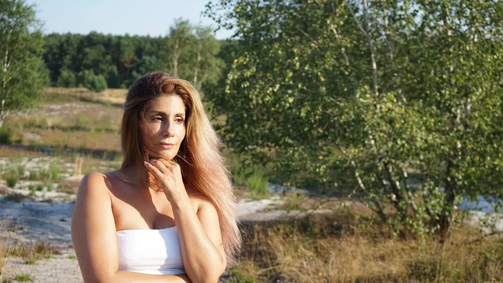 Lila J. in der Natur, Sommer 2020